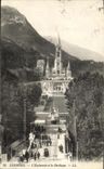 CPA Lourdes L Esplanade et la Basilique