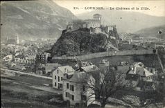 CPA Lourdes Le Chateau et la Ville