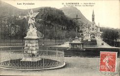 CPA Lourdes Saint Michel Le calvaire breton La basilique