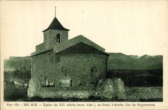 CPA Hix Eglise du au Fond a Droite col du Puymorens