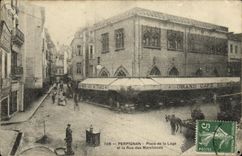 CPA Perpignan Place de la Loge et la Rue des Marchands