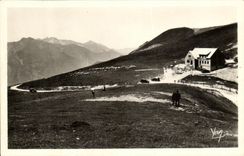 VINTAGE POSTCARD the Collar D Aubisque and L Hotel trade