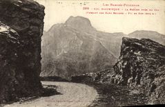 VINTAGE POSTCARD the Pyrenees Collar D Aubisque the breach close to the Collar Pouring of Good Water Peak of Ger