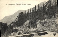 VINTAGE POSTCARD Route De Luz has Gavarnie the Gate D Spain