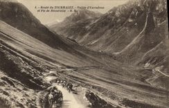 VINTAGE POSTCARD Road of Tourmalet and Pic of Neouvielle