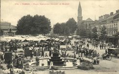 VINTAGE POSTCARD Tarbes Market Places Marcadieu during Coin of chips TOP