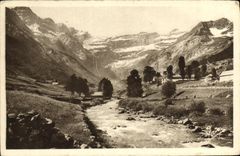 CPA Gavarnie Le Cirque et le Gave