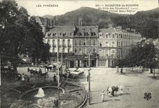 VINTAGE POSTCARD Bagneres de Bigorre a Corner of Coustous and L Hotel Beautiful Stay