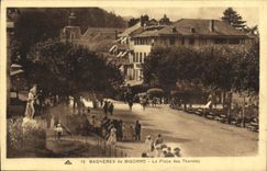 VINTAGE POSTCARD Bagneres de Bigorre the Place of the Thermal baths