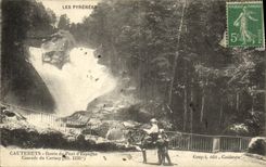 VINTAGE POSTCARD Cauterets Route Bridge D Spain Cascades of Cerisey