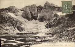 VINTAGE POSTCARD Massive Cauterets of Vignemale the glacier of Oulettes the long spade of Vignemale