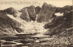 VINTAGE POSTCARD Surroundings of Massive Cauterets of Vignemale the Glacier