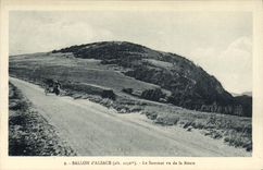 CPA Ballon d Alsace Le Sommet Vu de la Route