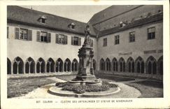 Claustro de Colmar de la POSTAL de la VENDIMIA de Unterlinden y estatua de De Schoengauer
