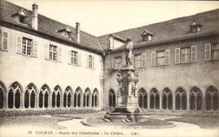 Museo de Colmar de la POSTAL de la VENDIMIA de Unterlinden el claustro