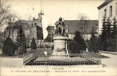 St Pedro del bulevar de Colmar de la POSTAL de la VENDIMIA con el monumento de Hirn