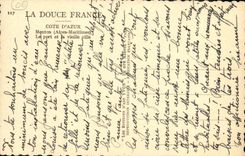 CPA Cote d Azur Menton Le port et la vieille ville Bateaux