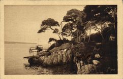 lle Saint Honorat Bateau a vapeur a l embarcadere