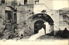 CPA Cote D Azur Eze Entree du Chateau