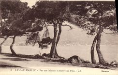 CPA Le Cap Martin Vue sur Menton a travers les Pins