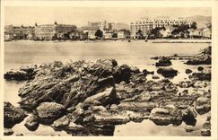 VINTAGE POSTCARD Cannes Hotels seen of the Palm Beach Casino