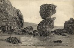 VINTAGE POSTCARD Cannes Napoule the Trembling Rock