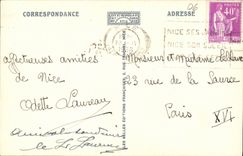 VINTAGE POSTCARD Nice Panorama on the pier and the walk of English