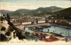 CPA Nice Le Port Bateaux