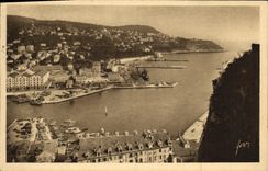 CPA Nice Entree du Port Mont Boron Bateaux