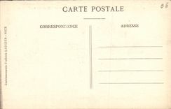 CPA Nice L Entree du Port et le Mont Boron