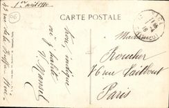 Niza de la POSTAL de la VENDIMIA vista escapado a traves de los pinos del castillo