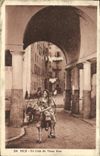 CPA Nice Un coin du Vieux Nice Ane Femme Mule