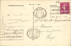 CPA Nice L Entree du Port et le Mont Boron Bateau