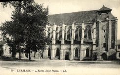 CPA Chartres L Egise Saint Pierre