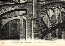 CPA Cathedrale de Chartres Arcs Boutants du Choeur
