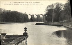 CPA Maintenon Chateau Une vue sur la piece d eau