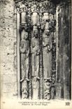CPA De Chartres Cathedrale Pilastres du Portail Royal