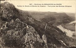 CPA Environs de Besancon les Bains Vallee du Doubs et Route Comice Vue Prise des Roches d Arguel