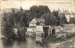 VINTAGE POSTCARD Vernon Maisonnette and Keep