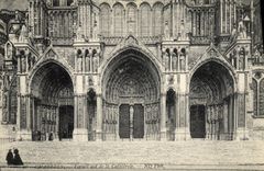 CPA Chartres Portail Sud de la Cathedrale