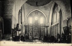 CPA Perigueux L Eglise Saint Etienne de la Cite la Nef