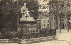 CPA Besancon Statue Victor Hugo Maison Arthur
