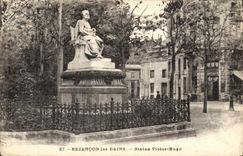 CPA Besancon Les Bains Statue Victor Hugo Maison Arthur