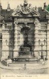VINTAGE POSTCARD Besancon Fountain of L State Major