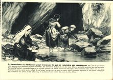 CPA Bernadette se Dechausse Pour Traverser le Gue et Rejoindre ses compagnons Lourdes 