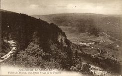 VINTAGE POSTCARD the Jura Tourist the Sickle Valley of Mijoux seen since the collar of the Sickle