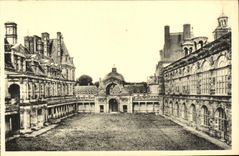 CPA Chateau de Fontainebleau La Cour Ovale