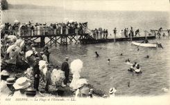 POSTAL Dieppe de la VENDIMIA la playa y el L embarcadero
