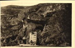 CPA Gorges du Tarn Chateau de La Caze XV e siecle cu des bords du Tarn