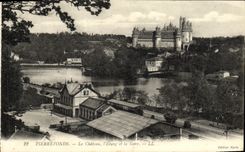 CPA Pierrefonds Le Chateau l Etang et la Gare